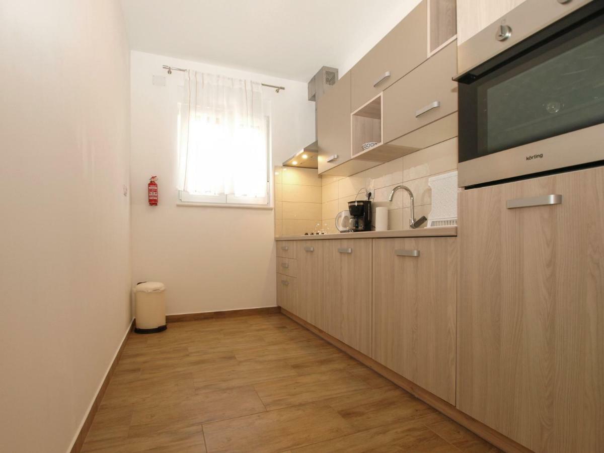 4 Stars Apartments-Pikula Fažana エクステリア 写真