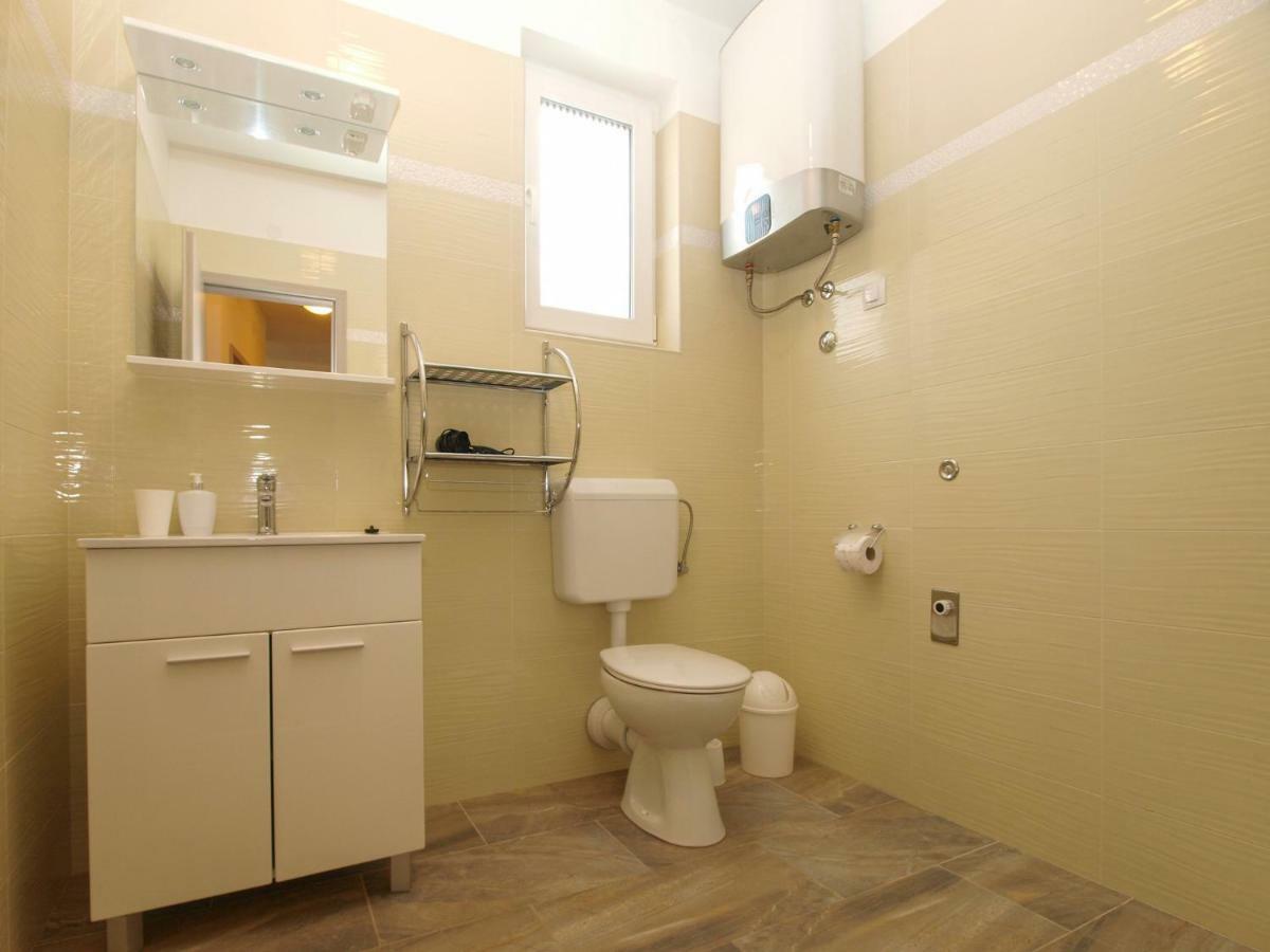 4 Stars Apartments-Pikula Fažana エクステリア 写真