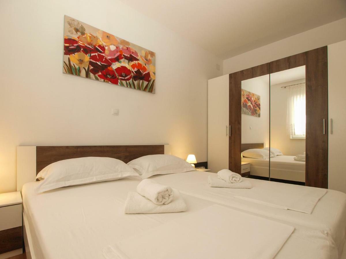 4 Stars Apartments-Pikula Fažana エクステリア 写真